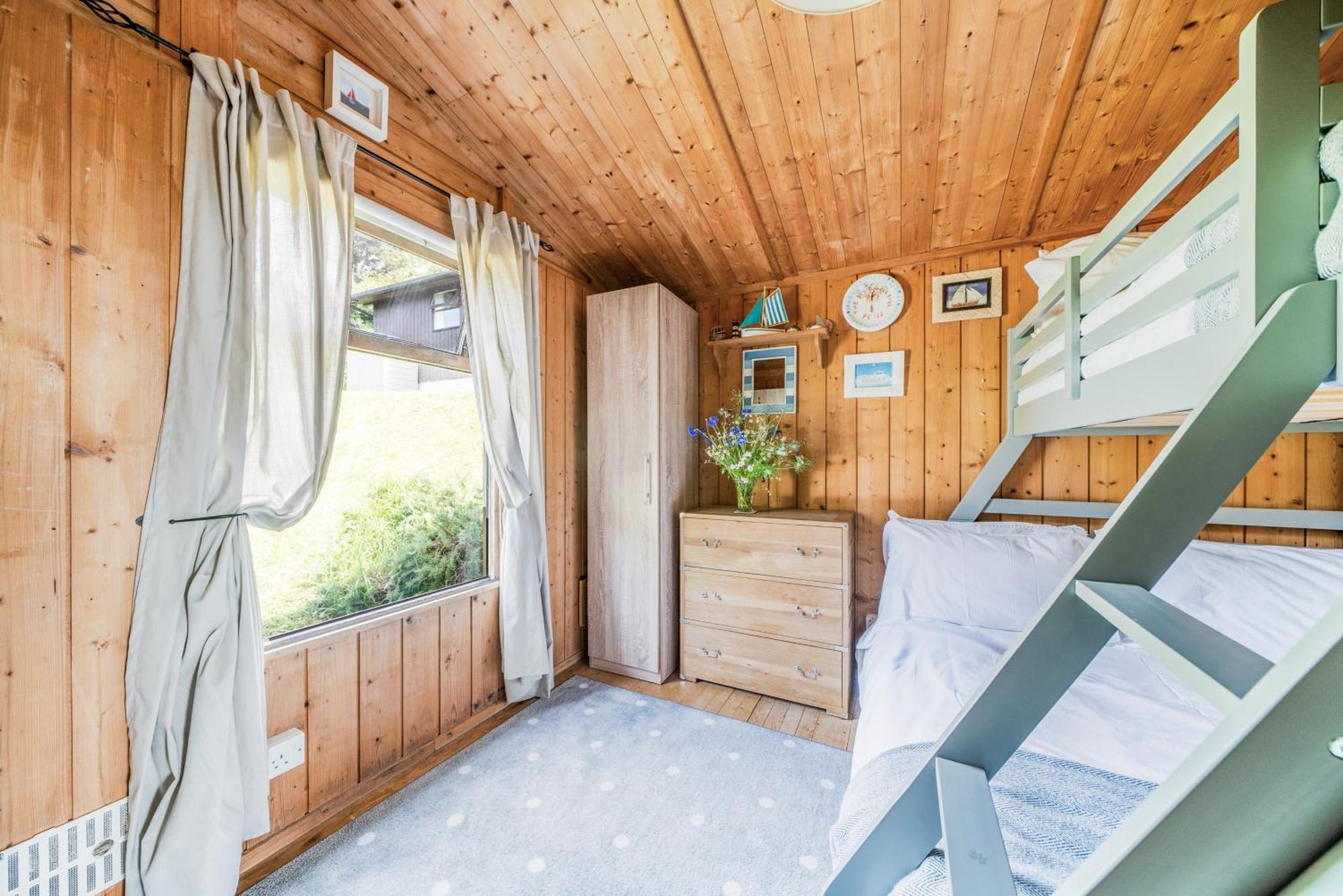 Scandinavian Style Lodge In Rock Wadebridge Extérieur photo